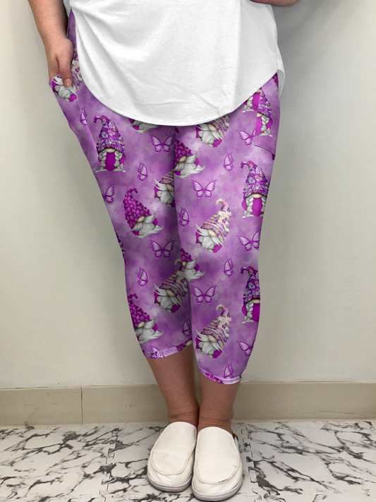 Butterfly Gnome Capri w/ Pockets * ETA 4/19