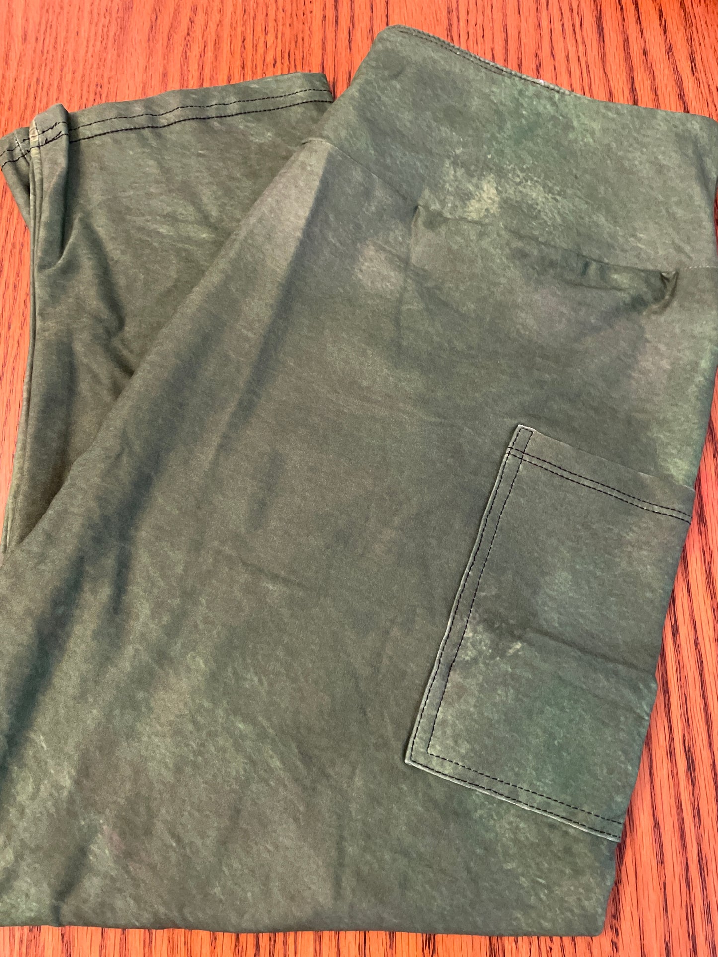 *Clearance* Price Drops in Cart! Antiqued Green, Capri TC (w/pockets)