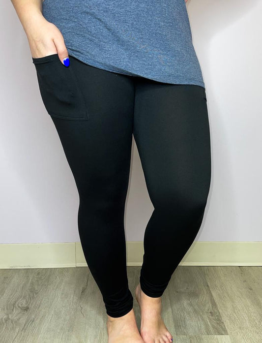 Black Leggings w/ Pockets ETA 1/1