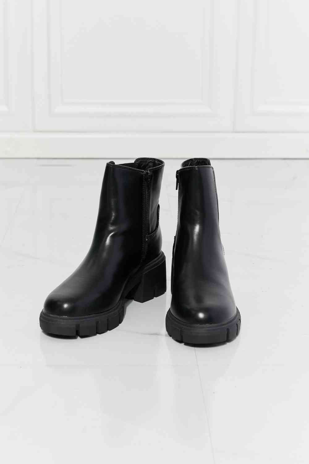 MMShoes What It Takes Lug Sole Chelsea Boots in Black - Alonna's Legging Land