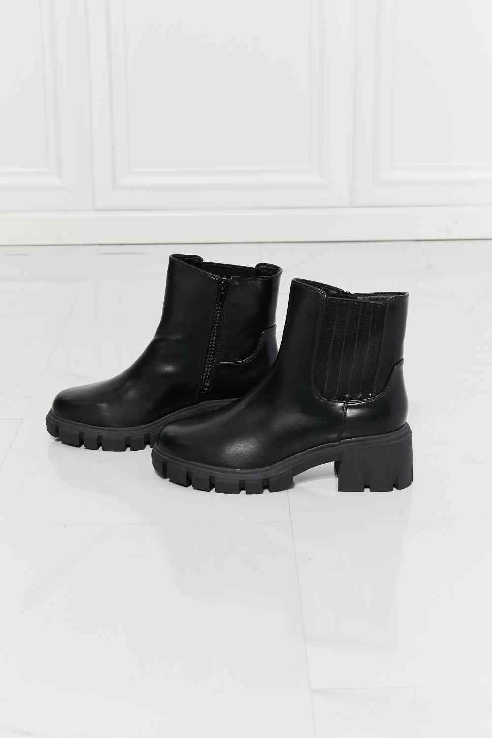 MMShoes What It Takes Lug Sole Chelsea Boots in Black - Alonna's Legging Land